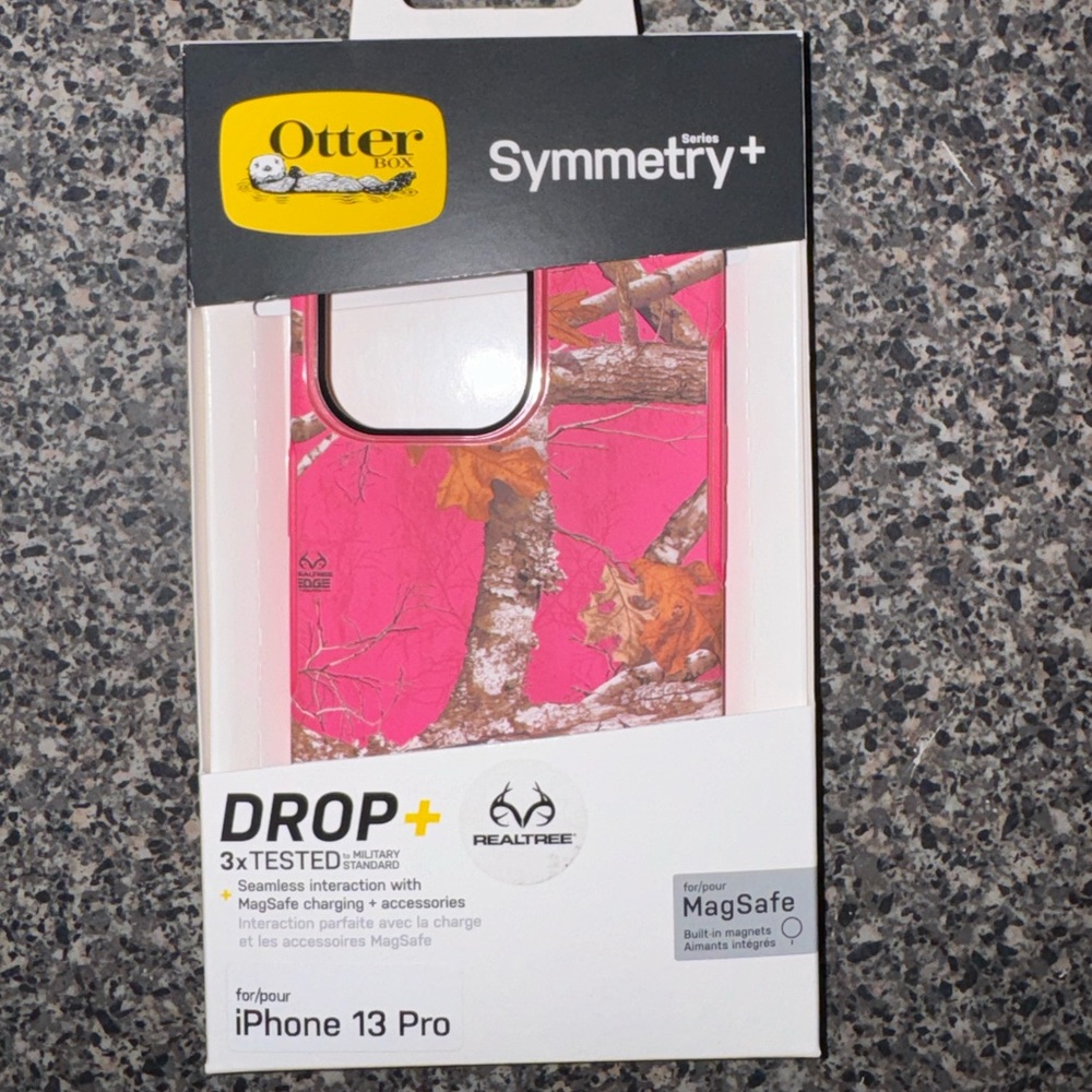 NEW Otterbox iPhone 13Pro Symmetry Series + Case w/MagSafe